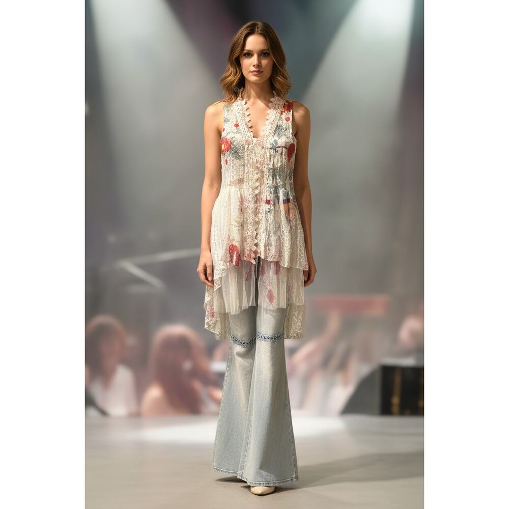 Origami Hi-Lo Lace White Multicolor Vest Small